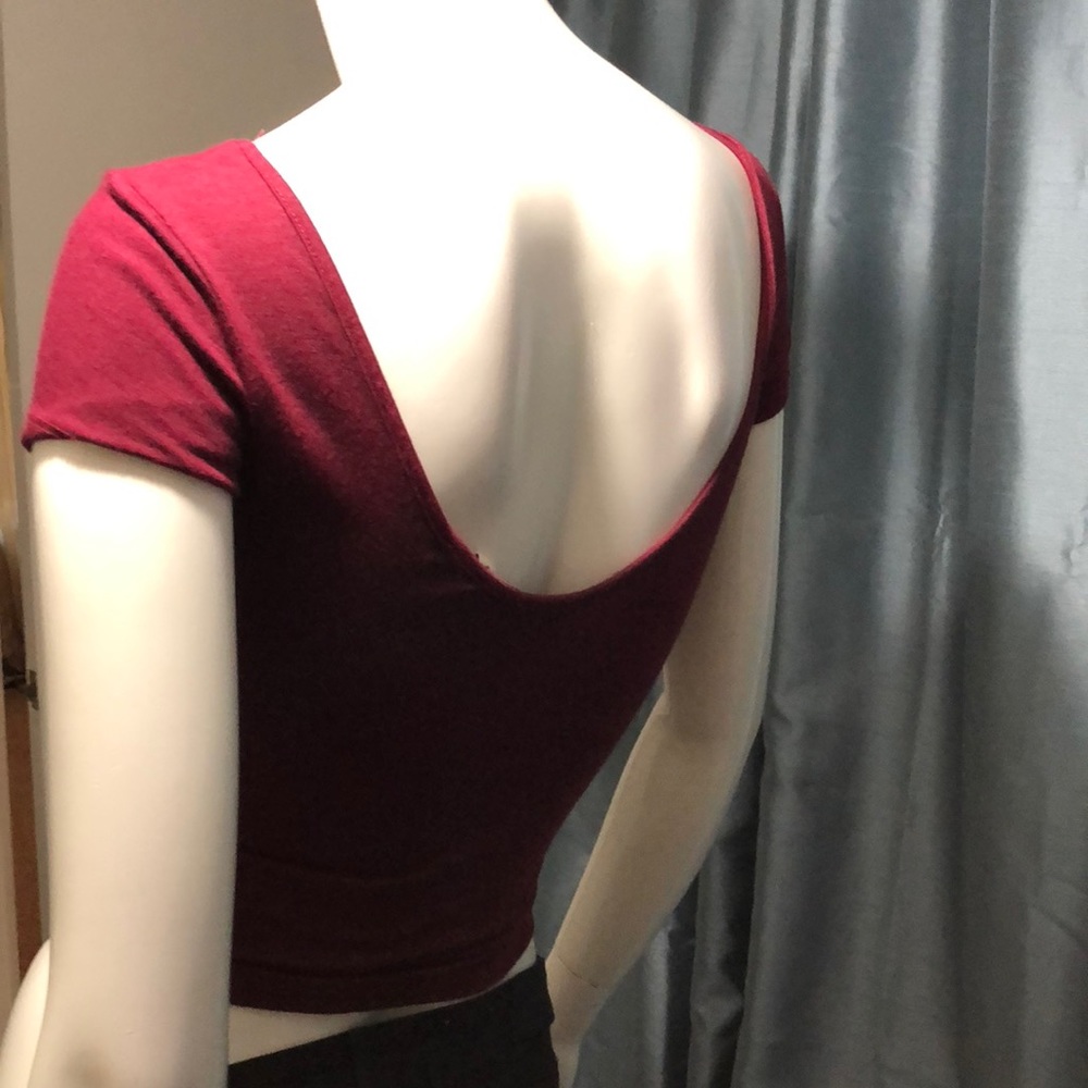 Express One Eleven crop top - Picture 2 of 3
